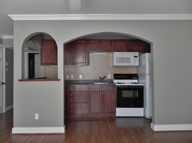 Photo - 2518 N Fitzhugh