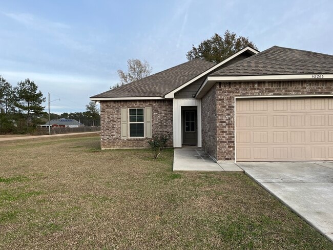 Photo - 48266 Labonte Ln