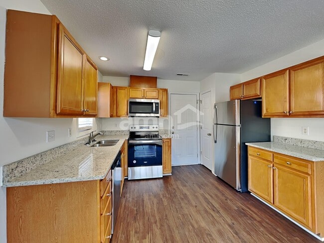 Photo - 110 Bristol View Cir