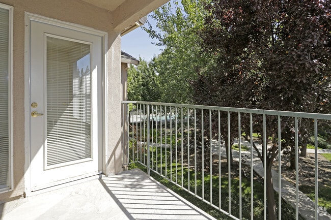 Sutter Terrace