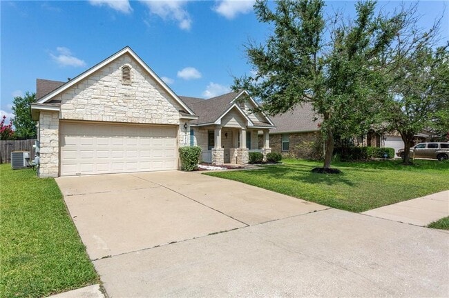 Photo - 3912 Links Ln