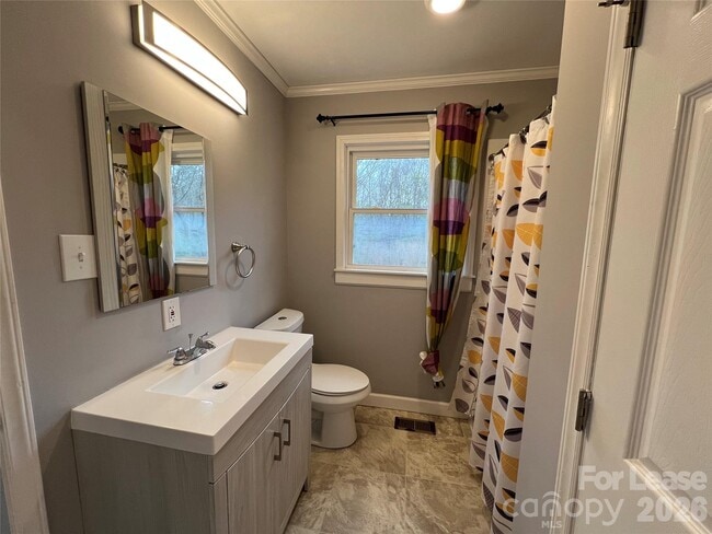 Photo - 2122 Boxcar Rd