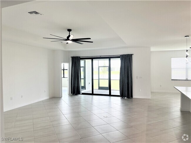 Building Photo - 11155 Canopy Loop Rental