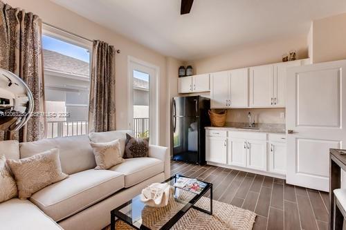 Building Photo - 27928 SW 133rd Ave Unit B
