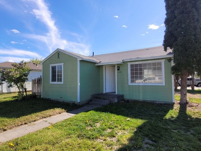 Building Photo - Remodeled House in Ephrata