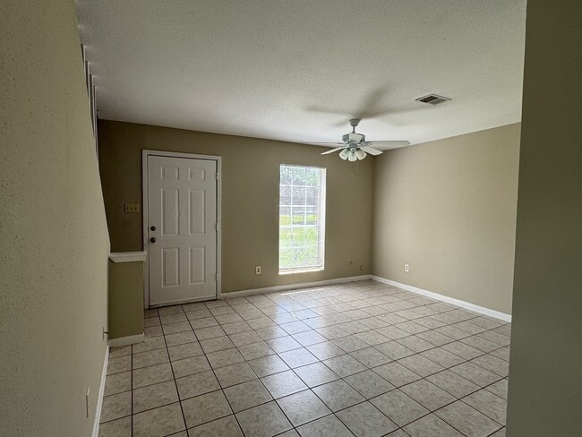 Building Photo - 1952 Upland Dr Rental