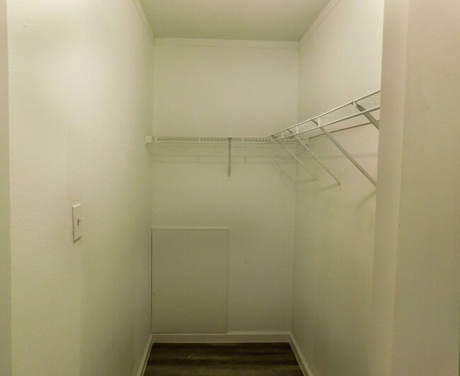 Photo - 107 Varsity Dr Unit 107 Room D