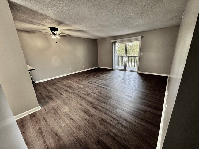 Photo - 122 Turnwood Ln Unit 122 Turnwood Lane