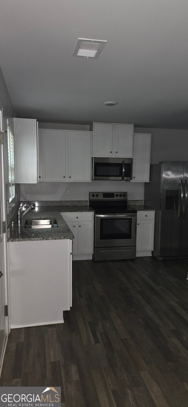 Photo - 1814 Carrington Dr