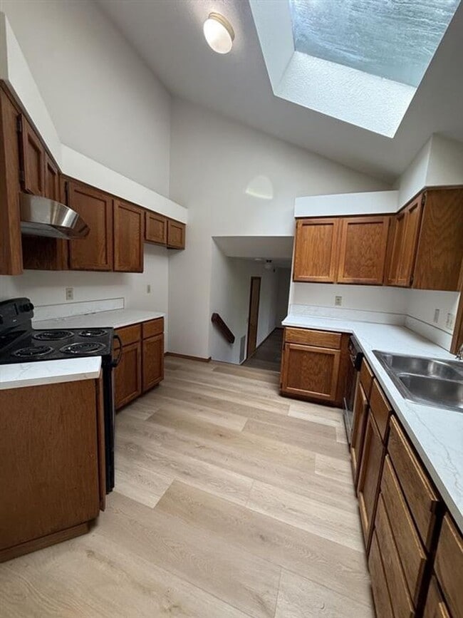 Photo - 17565 NW Woodmere Ct