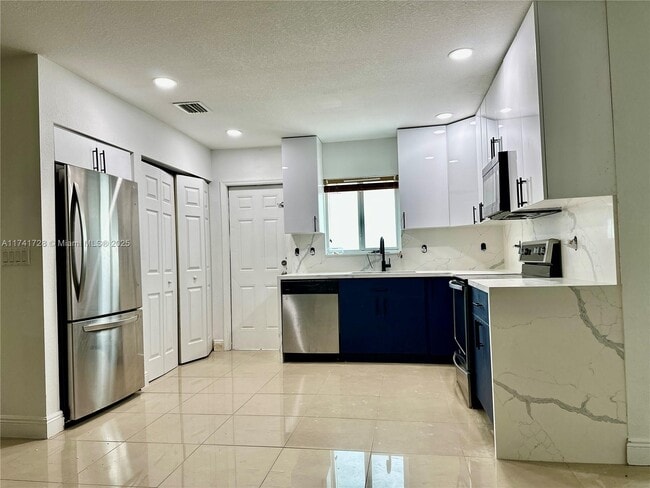 Photo - 513 NW 77th St Apartamento Unidad 0