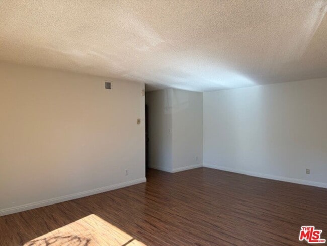 Photo - 8161 Manitoba St Unit 6