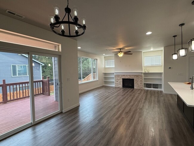 Photo - Home in Central Kitsap with Water/sewer/ga...