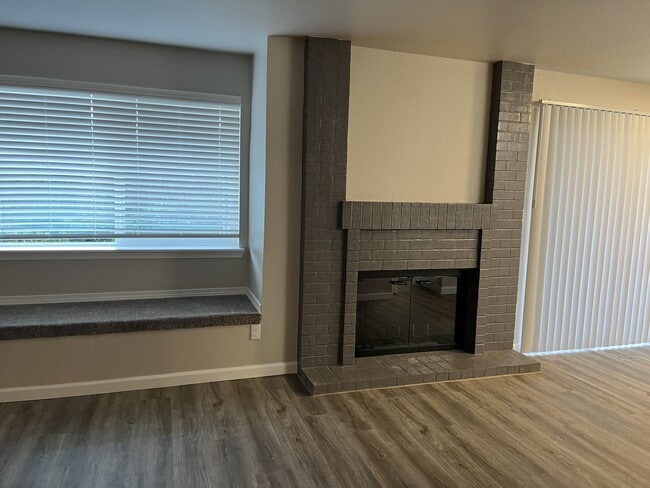 Harbor Village Apartments