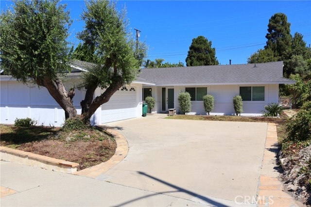 Building Photo - 28244 Trailriders Dr Rental