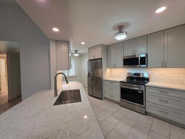 Photo - 16863 N 103rd Ave