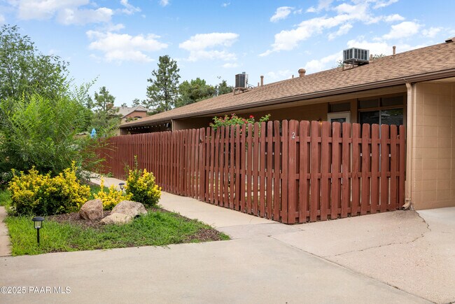 Photo - 340 Country Club Cir Unidad 2