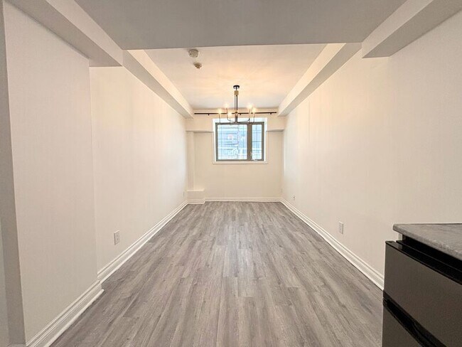 Photo - 259 St Paul St Unit STUDIO