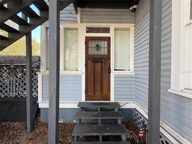 Photo - 824 E University Ave