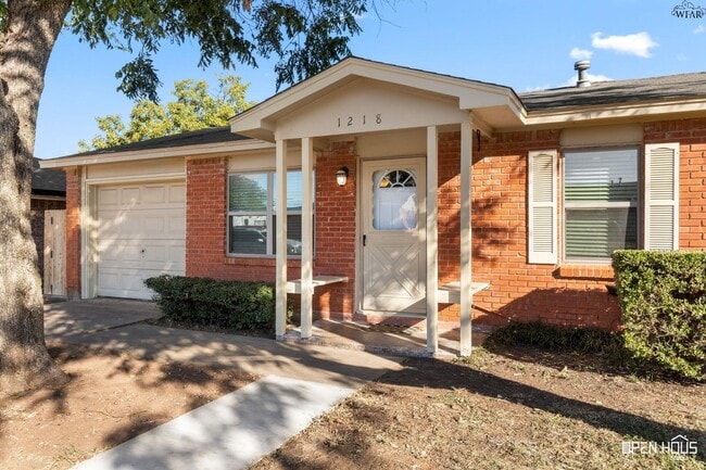 Photo - 1218 Glendora Dr