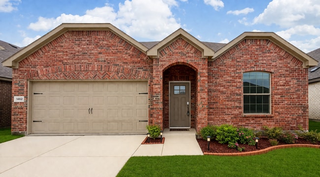 Building Photo - **MOVE IN READY HOME**