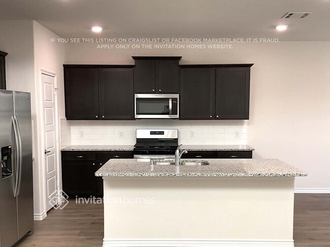 Photo - 7417 Alfriston Pl