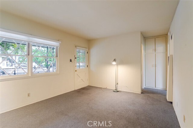 Photo - 1600 W Glenoaks Blvd Unit 5