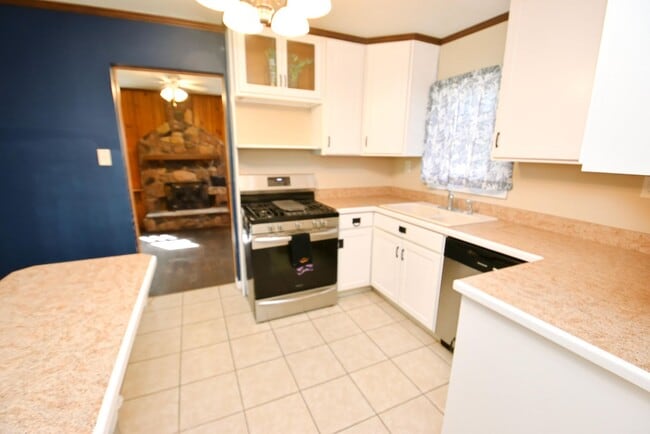 Photo - 2 bedroom 2 bath home with 2 story garage