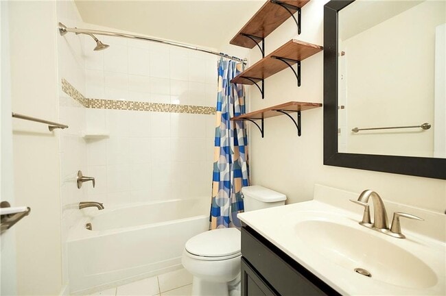 Photo - 4315 Broad Hill Dr