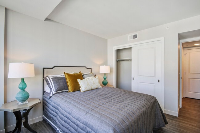 Model Bedroom