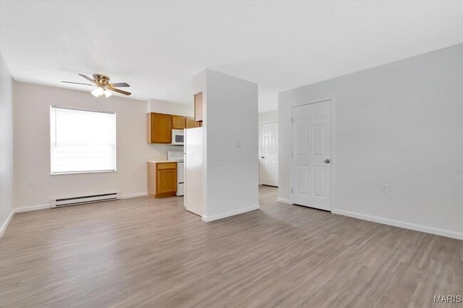 Photo - 119 N 1st St