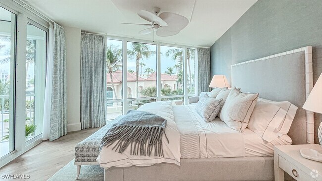 Building Photo - 3971 Gulf Shore Blvd N Rental