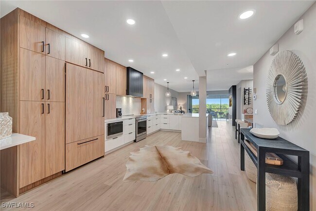 Photo - 7671 Pebble Creek Cir Unidad 303