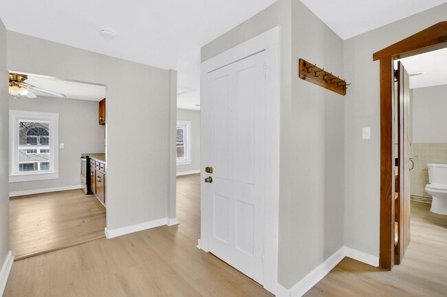 Photo - 11 Russell Rd Unit 2 Front