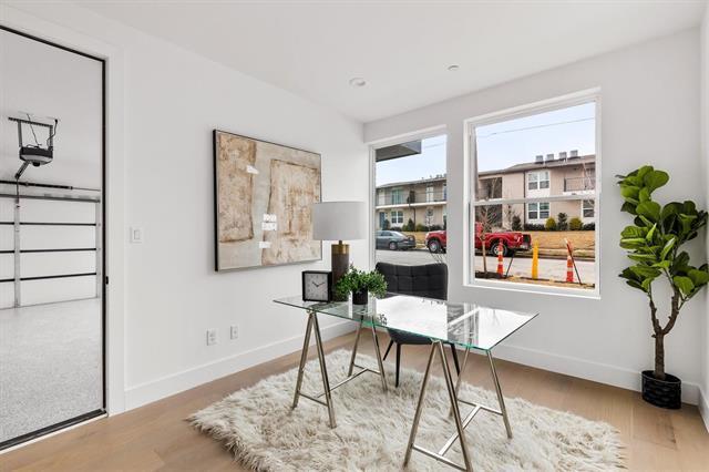 Photo - 604 N Ewing Ave