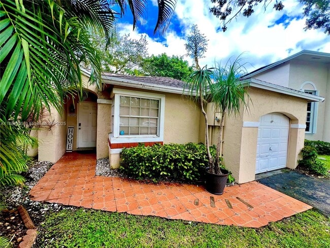 Photo - 11904 NW 12th St