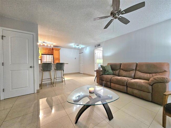 Photo - 701 Lyons Rd Unit 13103