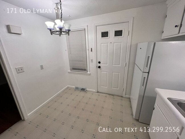 Photo - 171 Old Lyman Rd