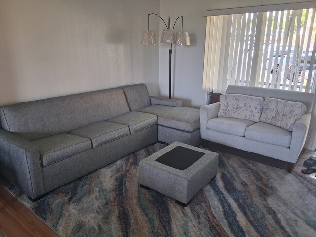 Photo - 98-871-871 Kaonohi St