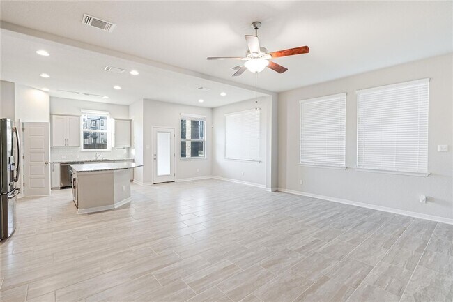 Photo - 2212 Dillon Pond Ln