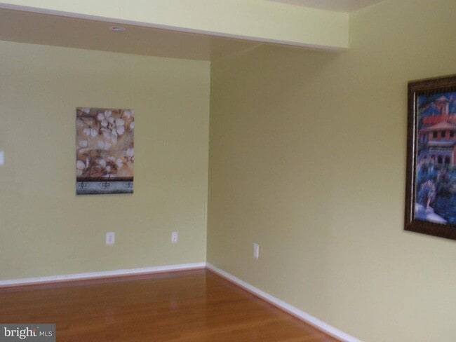 Photo - 46647 Brownwood Square