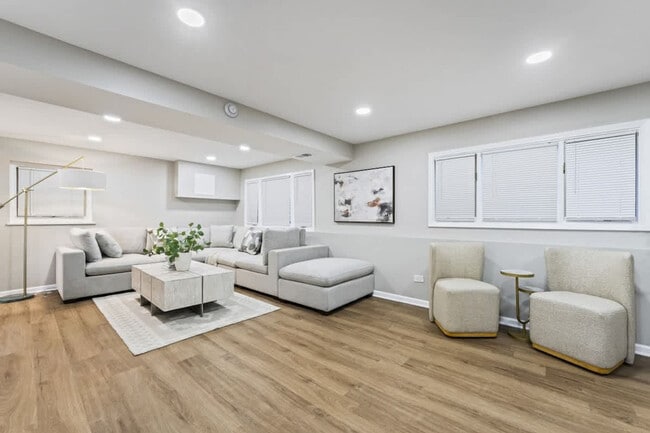 Photo - 1410 N Lama Ln Unit ID1237882P