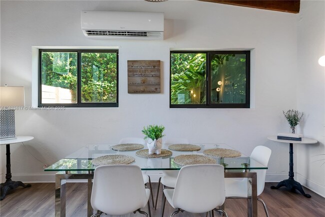 Photo - 11534 NE 13th Ave