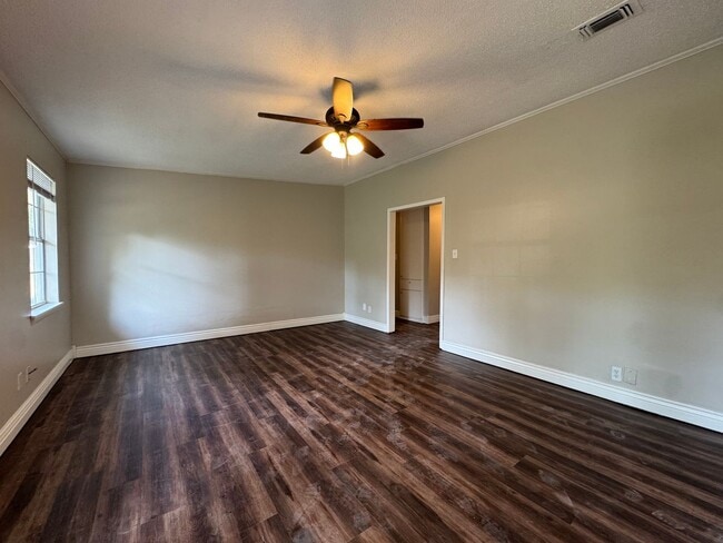 Photo - 205 Arroyo Dr