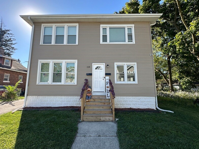 Photo - 1668 Buena Vista Ave