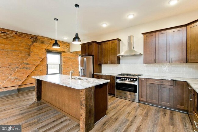 Photo - 160 N Loudoun St Unidad 301