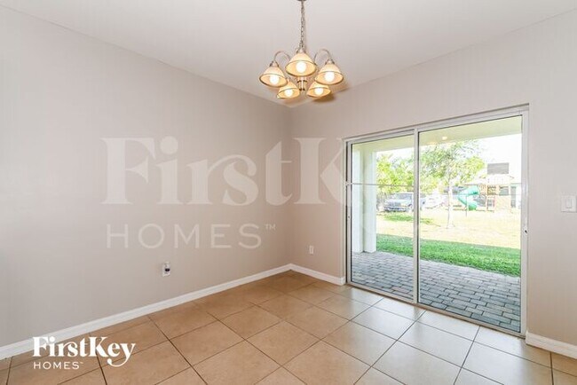 Photo - 933 SE 26th Terrace