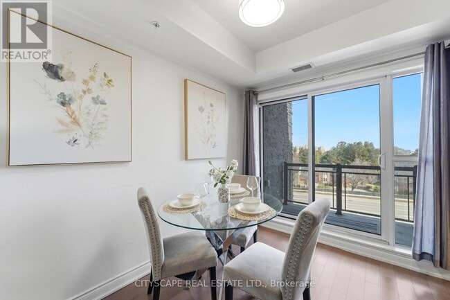 Photo - 3170 Erin Mills Pkwy Unit 429