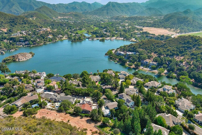 Photo - 279 Lake Sherwood Dr