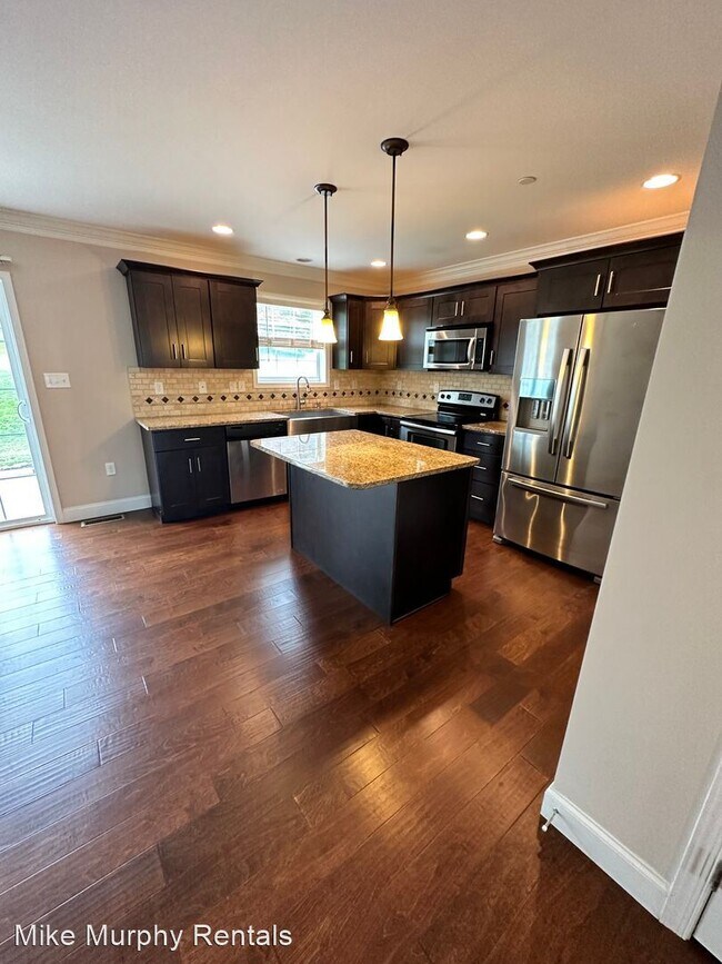 Photo - 3 br, 2.5 bath House - 2173 Versailles Drive